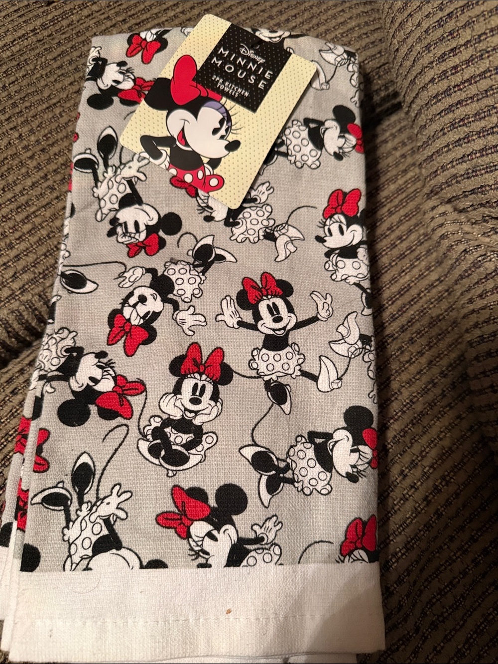 Disney Minnie Mouse Kitchen Towels Set of 2 NWT Gray Red White gift new with tag